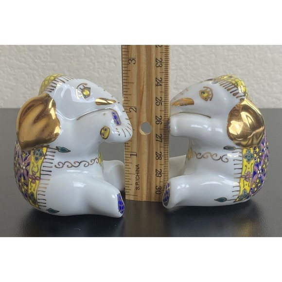 Elephant Salt and Pepper Shakers Collectables India Decor Anthropomorph Vintage - Picture 8 of 9
